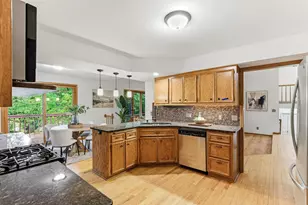 4211 Redding Ridge Dr, Minnetonka, MN 55345 - Photo 12