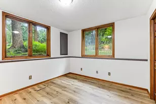4211 Redding Ridge Dr, Minnetonka, MN 55345 - Photo 32