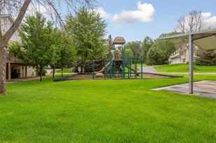 1320 S Trail Dr, Faribault, MN 55021 - Photo 28