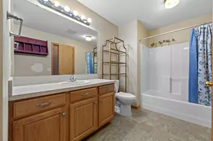 1320 S Trail Dr, Faribault, MN 55021 - Photo 12
