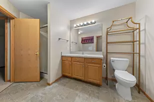 1320 S Trail Dr, Faribault, MN 55021 - Photo 14