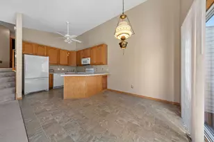 1320 S Trail Dr, Faribault, MN 55021 - Photo 4