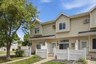 3709 10th St N, Fargo, ND 58102 - Photo 2