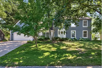 8906 138th Street Court, Apple Valley, MN 55124 - Photo 2