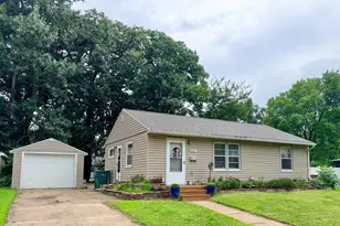607 Edgewood Ave, Albert Lea, MN 56007 - Photo 1