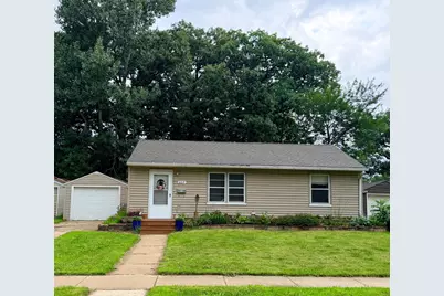 607 Edgewood Avenue, Albert Lea, MN 56007 - Photo 2