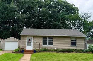 607 Edgewood Ave, Albert Lea, MN 56007 - Photo 2