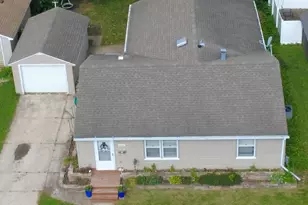 607 Edgewood Ave, Albert Lea, MN 56007 - Photo 2