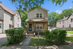 1411 Grand St NE, Minneapolis, MN 55413 - Photo 2