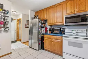 624 S 7th St, Lake City, MN 55041 - Photo 10