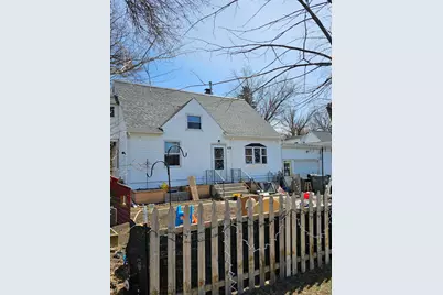 630 10th Street N, Moorhead, MN 56560 - Photo 2