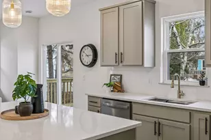 2414 Como Ave SE, Minneapolis, MN 55414 - Photo 8