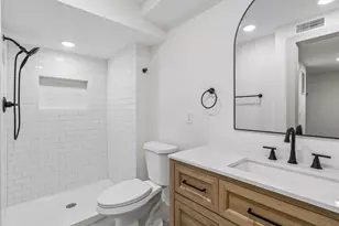 2414 Como Ave SE, Minneapolis, MN 55414 - Photo 32