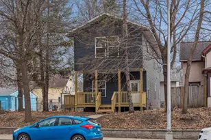 2414 Como Ave SE, Minneapolis, MN 55414 - Photo 2