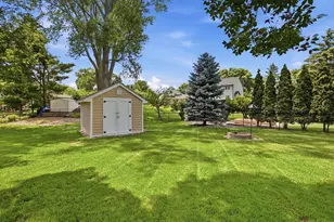 1222 Fallbrook Ln, Woodbury, MN 55125 - Photo 38