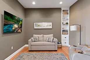 875 Lake St N, Wayzata, MN 55391 - Photo 8