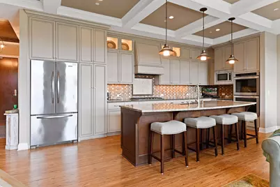 875 Lake Street N #413, Wayzata, MN 55391 - Photo 4