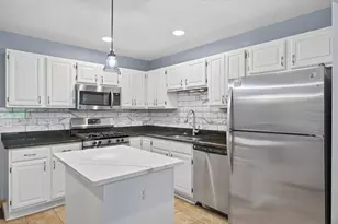 13125 Gemstone Ct, Apple Valley, MN 55124 - Photo 10
