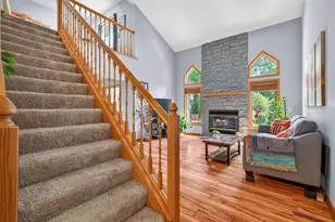 13125 Gemstone Ct, Apple Valley, MN 55124 - Photo 2