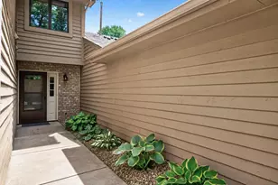 13125 Gemstone Ct, Apple Valley, MN 55124 - Photo 38