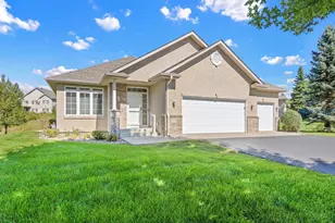 19132 Inndale Dr, Lakeville, MN 55044 - Photo 1