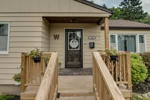 424 15th St S, Moorhead, MN 56560 - Photo 6