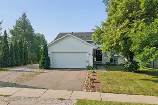 202 Crystal Ln, Montrose, MN 55363 - Photo 2