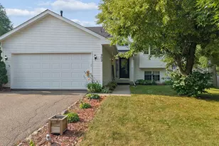 202 Crystal Ln, Montrose, MN 55363 - Photo 1