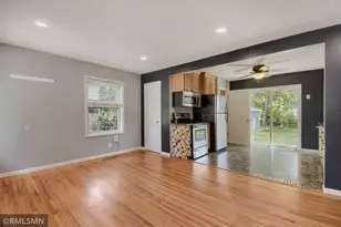 911 5th St W, Hastings, MN 55033 - Photo 6