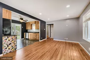 911 5th St W, Hastings, MN 55033 - Photo 4
