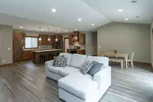 11613 Forestview Dr, Baxter, MN 56425 - Photo 28