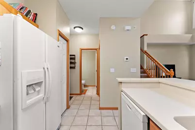 1610 Woodlynn Avenue #3, Maplewood, MN 55109 - Photo 18