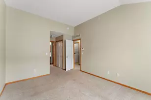 1610 Woodlynn Ave, Maplewood, MN 55109 - Photo 32