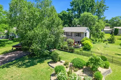 11825 44th Avenue N, Plymouth, MN 55442 - Photo 2