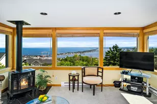 615 W 6th St, Duluth, MN 55806 - Photo 30