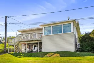 615 W 6th St, Duluth, MN 55806 - Photo 6