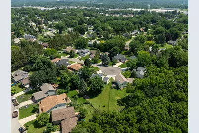 2211 Regent Lane SW, Rochester, MN 55902 - Photo 38