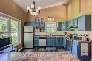 2211 Regent Ln SW, Rochester, MN 55902 - Photo 2