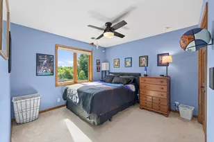 4283 Hillview Ln, Vadnais Heights, MN 55127 - Photo 34