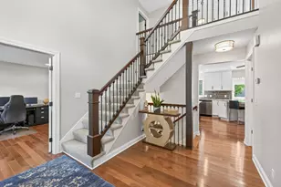 4283 Hillview Ln, Vadnais Heights, MN 55127 - Photo 6