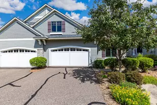8117 Xerxes Cir, Bloomington, MN 55431 - Photo 2