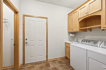 8117 Xerxes Circle, Bloomington, MN 55431 - Photo 16