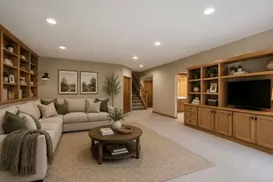 8117 Xerxes Cir, Bloomington, MN 55431 - Photo 20
