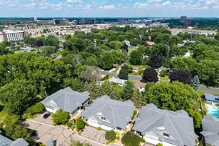 8117 Xerxes Cir, Bloomington, MN 55431 - Photo 28