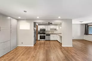 5697 Green Cir Dr, Hopkins, MN 55343 - Photo 14