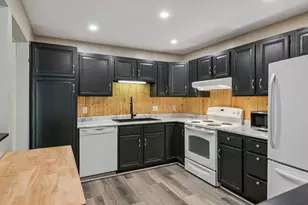 10540 43rd Ave N, Plymouth, MN 55442 - Photo 16