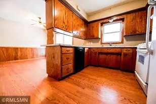 13113 Irving Ave S, Burnsville, MN 55337 - Photo 10
