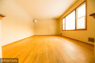 13113 Irving Ave S, Burnsville, MN 55337 - Photo 4