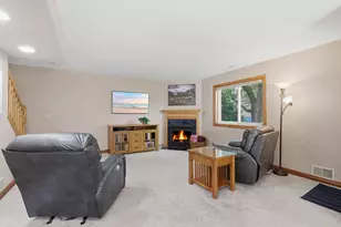 2513 Wimbledon Pl, Woodbury, MN 55125 - Photo 14