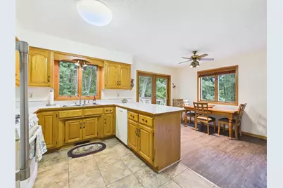 4926 Shady Lane, North Branch, MN 55056 - Photo 8